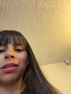 Candy ec online show from July 28, 2026, 6:53 pm