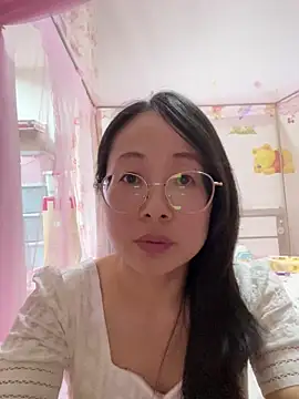 TangTang0530 online show from June 8, 2026, 11:21 am