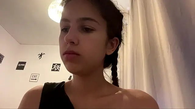 Snapshot of SindyKay chatting on June 11, 2026, 5:05 am SindyKay online show from June 11, 2026, 5:05 am