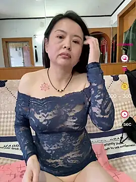 xxiaxia-2026 online show from June 1, 2026, 6:37 am