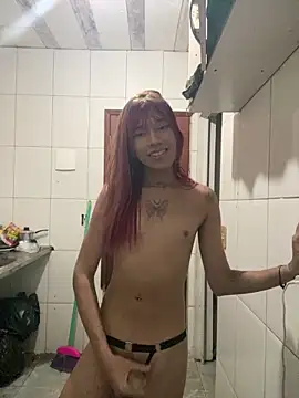 itevellyn  online show from June 11, 2026, 2:53 am