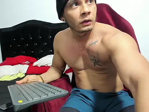 Jose22leal online show from June 3, 2026, 7:19 pm