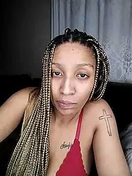 Snapshot of lunatemp chatting on June 24, 2026, 11:59 pm lunatemp online show from June 24, 2026, 11:59 pm