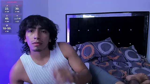 Snapshot of Shy_Mateo chatting on June 30, 2026, 10:33 pm Shy Mateo online show from June 30, 2026, 10:33 pm