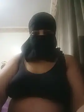Snapshot of YARA_arab1 chatting on June 2, 2026, 10:01 pm YARA arab1 online show from June 2, 2026, 10:01 pm