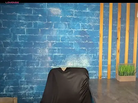 Annbigass online show from June 2, 2026, 2:46 am