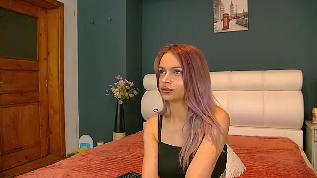 Tiny Tease online show from June 1, 2026, 8:10 pm