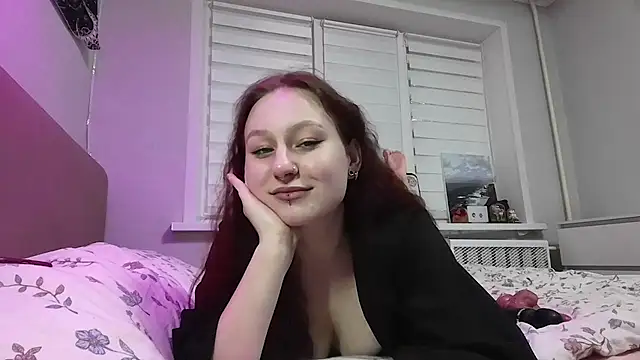 LoiseLovetto online show from August 2, 2026, 3:43 pm