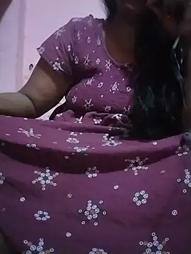 Snapshot of Tamilvalarmathi chatting on July 16, 2026, 8:09 am Tamilvalarmathi online show from July 16, 2026, 8:09 am