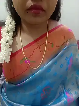 Snapshot of Anushka_tamil_kannada chatting on June 19, 2026, 6:18 am Anushka tamil kannada online show from June 19, 2026, 6:18 am