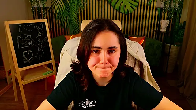 AprilMunoz online show from June 3, 2026, 10:18 am