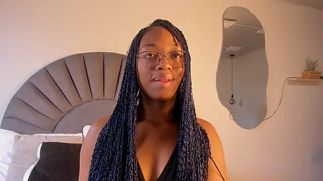 ZafiraMonroe online show from June 4, 2026, 12:00 pm