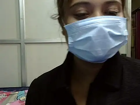 Sexy-Bulti online show from May 17, 2026, 6:22 am