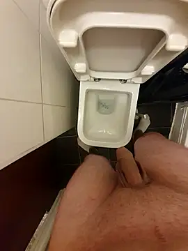 Snapshot of Matt000046 chatting on June 30, 2026, 10:22 pm Matt000046 online show from June 30, 2026, 10:22 pm