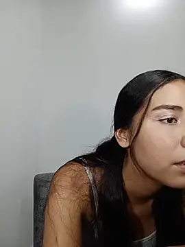 Danna Petite88 online show from June 4, 2026, 12:27 am