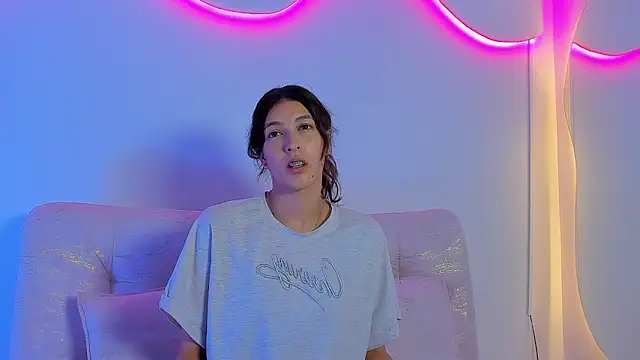 LindseyCarter online show from June 15, 2026, 8:22 pm