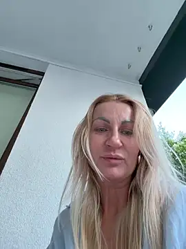 Snapshot of Margerita69 chatting on June 6, 2026, 6:23 pm Margerita69 online show from June 6, 2026, 6:23 pm
