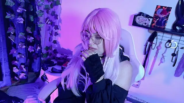 Meow cat4 online show from June 10, 2026, 7:02 pm
