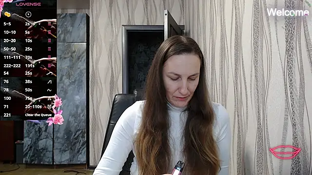 Yevgeshka-Milashka online show from October 19, 2025, 6:14 am