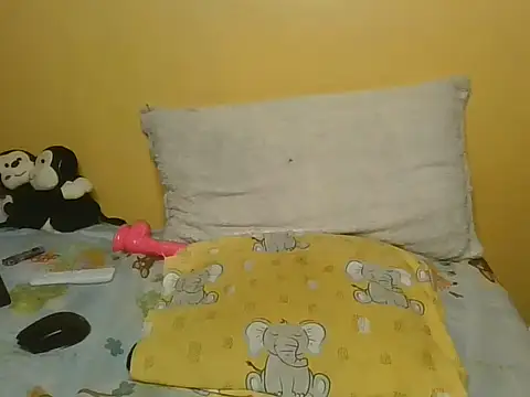 Snapshot of Suzzy_Baibe chatting on July 10, 2026, 9:39 pm Suzzy Baibe online show from July 10, 2026, 9:39 pm