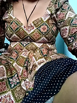 hey darling  online show from July 18, 2026, 12:09 pm