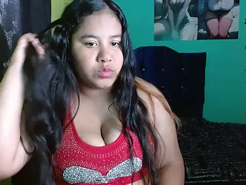 Snapshot of Rosa_ebony chatting on June 3, 2026, 1:25 pm Rosa ebony online show from June 3, 2026, 1:25 pm