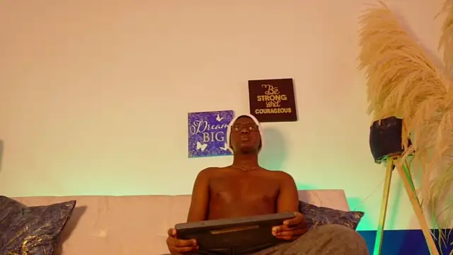 xavier cole online show from June 10, 2026, 7:24 pm