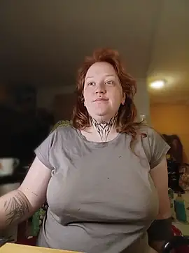 CURVYSAKURA online show from June 25, 2026, 10:14 pm