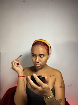 PrettyKittyAGT online show from June 9, 2026, 5:24 pm