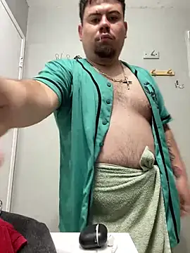 whitechocolatecandy1 online show from June 4, 2026, 12:11 pm