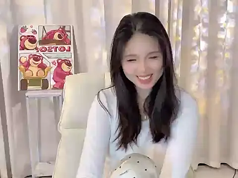 xiao--su online show from June 26, 2026, 6:18 am