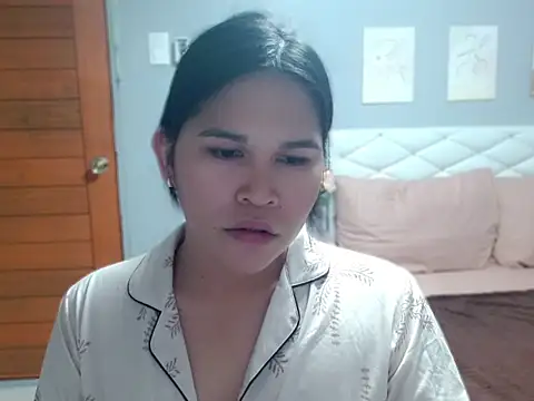 AlianaFord online show from June 16, 2026, 1:36 pm