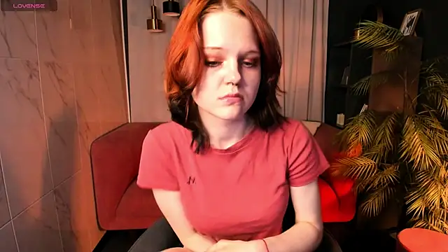 Snapshot of Goddess__Alice chatting on July 8, 2026, 1:37 pm Goddess Alice online show from July 8, 2026, 1:37 pm