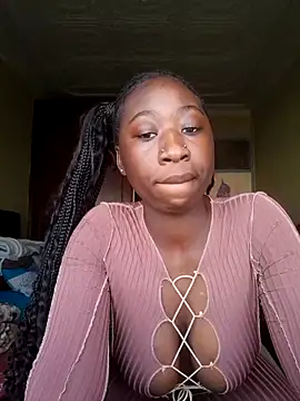 Snapshot of Darkchocolo chatting on June 11, 2026, 12:47 pm Darkchocolo online show from June 11, 2026, 12:47 pm