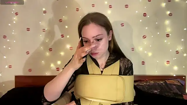 itskylieee online show from June 21, 2026, 10:29 am