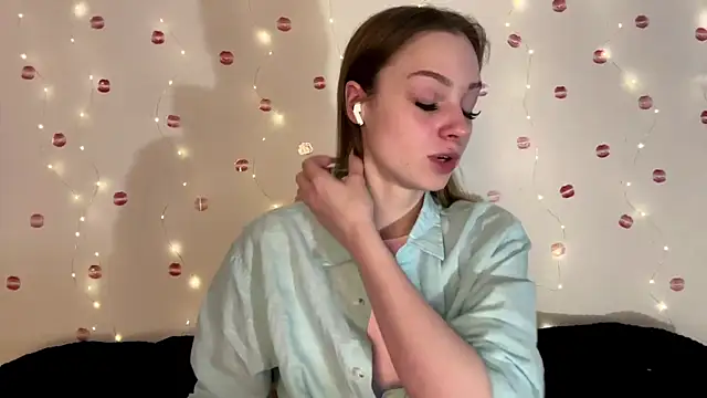 itskylieee online show from July 19, 2026, 9:13 am