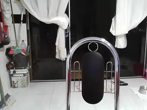 Isabel2q5n online show from June 12, 2026, 5:17 am