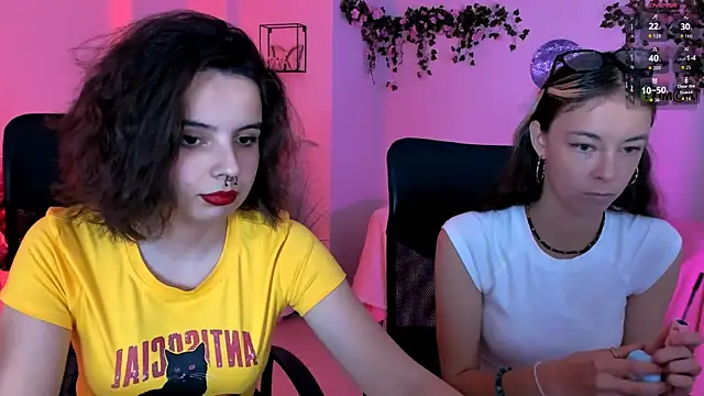 Snapshot of lia_dream_ chatting on July 30, 2026, 8:46 am lia dream online show from July 30, 2026, 8:46 am