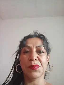 awezomepenelope online show from June 7, 2026, 6:22 pm
