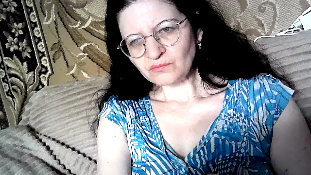 Snapshot of Dear_Annet chatting on June 15, 2026, 10:06 am Dear Annet online show from June 15, 2026, 10:06 am