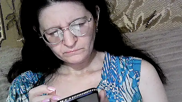 Snapshot of Dear_Annet chatting on June 15, 2026, 10:12 pm Dear Annet online show from June 15, 2026, 10:12 pm