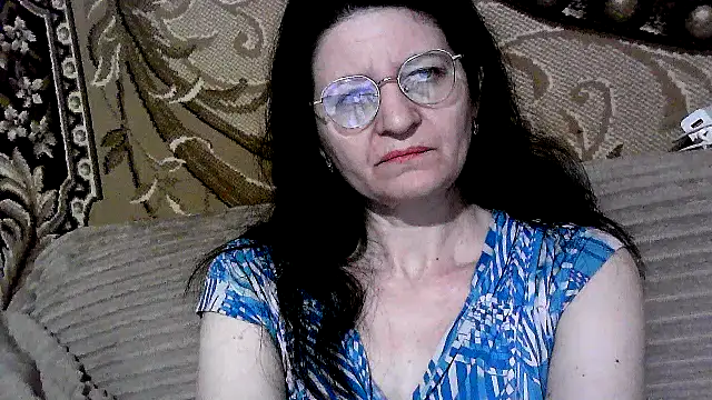 Snapshot of Dear_Annet chatting on June 16, 2026, 6:43 pm Dear Annet online show from June 16, 2026, 6:43 pm