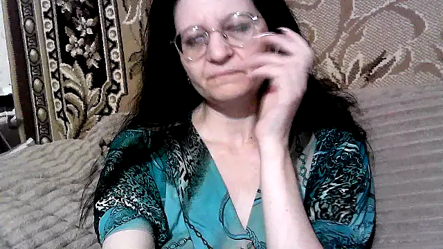 Snapshot of Dear_Annet chatting on June 19, 2026, 7:28 pm Dear Annet online show from June 19, 2026, 7:28 pm