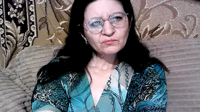 Snapshot of Dear_Annet chatting on June 20, 2026, 6:33 pm Dear Annet online show from June 20, 2026, 6:33 pm