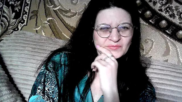 Snapshot of Dear_Annet chatting on July 2, 2026, 11:27 am Dear Annet online show from July 2, 2026, 11:27 am