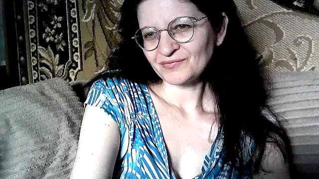 Snapshot of Dear_Annet chatting on July 7, 2026, 12:31 pm Dear Annet online show from July 7, 2026, 12:31 pm