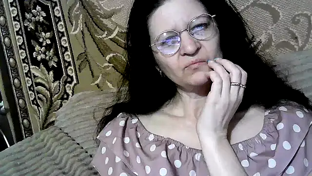 Snapshot of Dear_Annet chatting on July 13, 2026, 10:12 pm Dear Annet online show from July 13, 2026, 10:12 pm