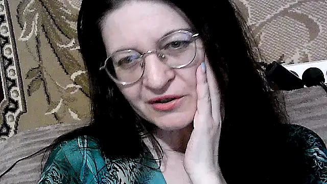Snapshot of Dear_Annet chatting on July 21, 2026, 7:49 pm Dear Annet online show from July 21, 2026, 7:49 pm