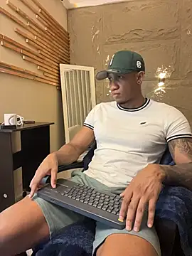 LoganVarela online show from July 13, 2026, 4:10 pm