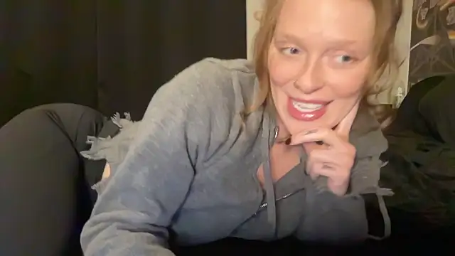 cherrydietcoke online show from June 12, 2026, 3:27 am